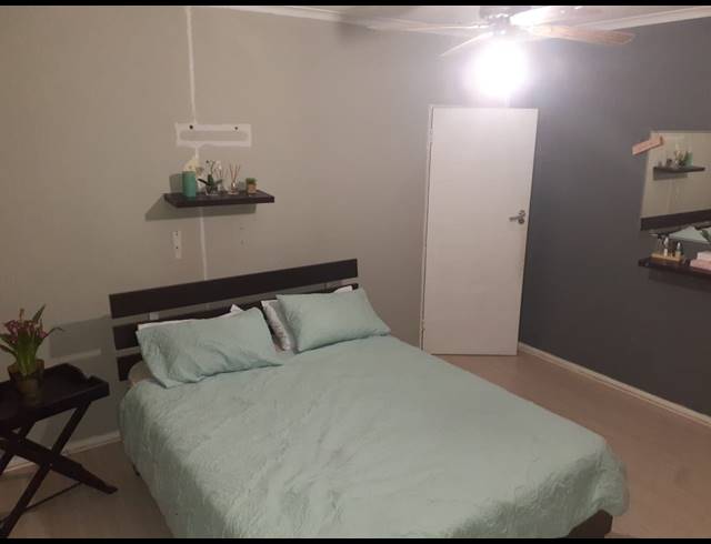 3 BEDROOM FREESTANDING SOLD IN THORNTON